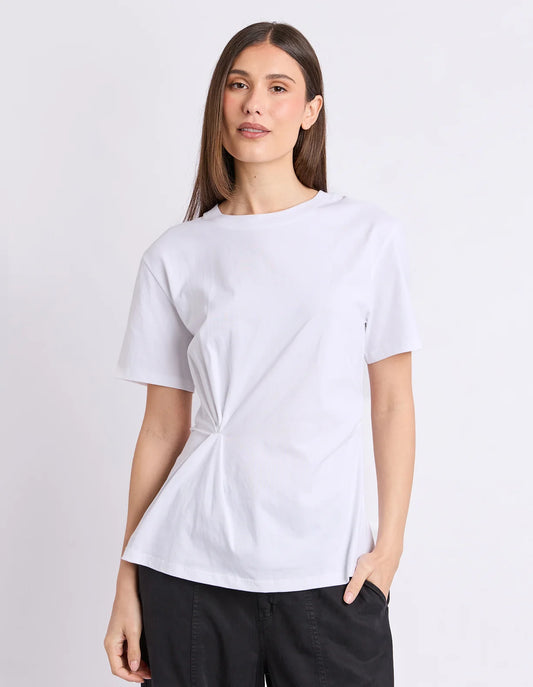 Tied tee