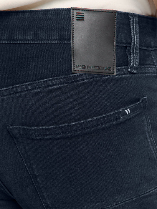 712 Tapered Jean