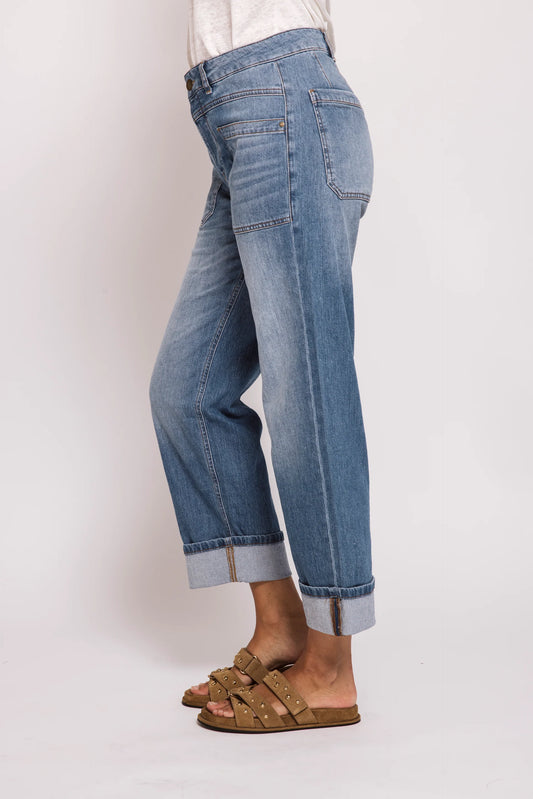 Karli  D379-W7008
